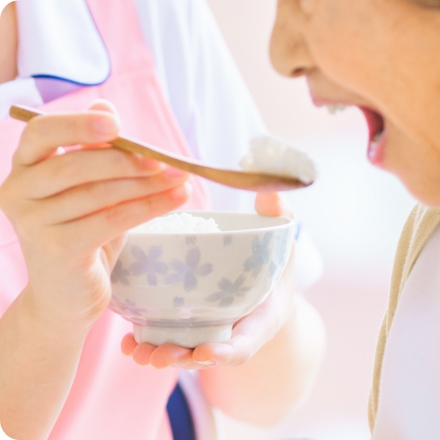 美味しく安全に介護食を食べたい